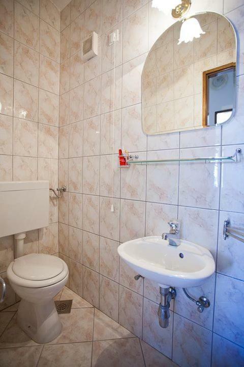The Ana Apartments Komiža Kültér fotó