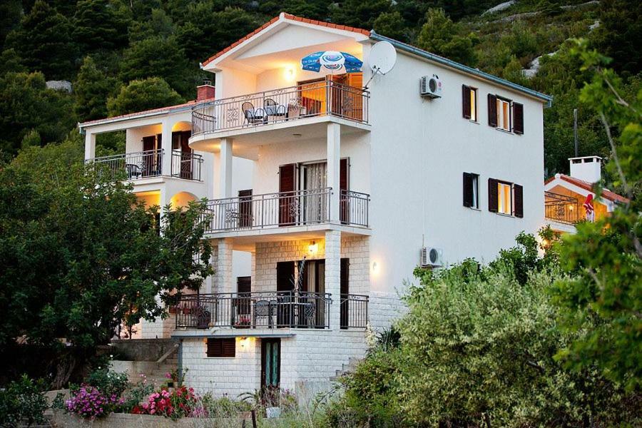 The Ana Apartments Komiža Kültér fotó