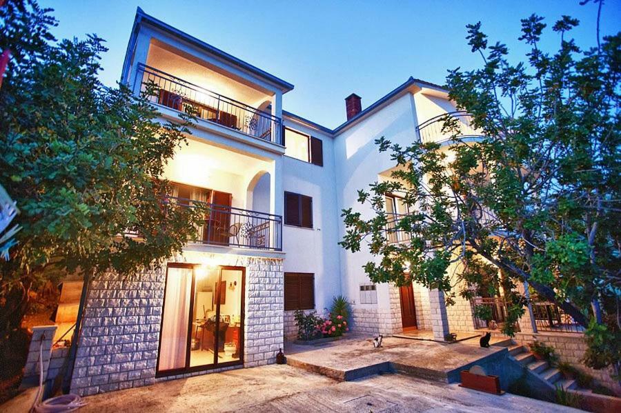 The Ana Apartments Komiža Kültér fotó